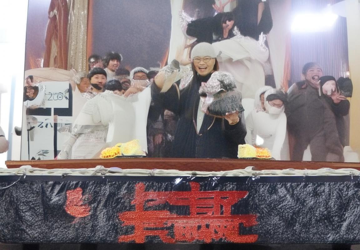 伦纳德攻防一体狂砍55分率快船豪取四连胜，泰伦-卢调配见效显冠军相